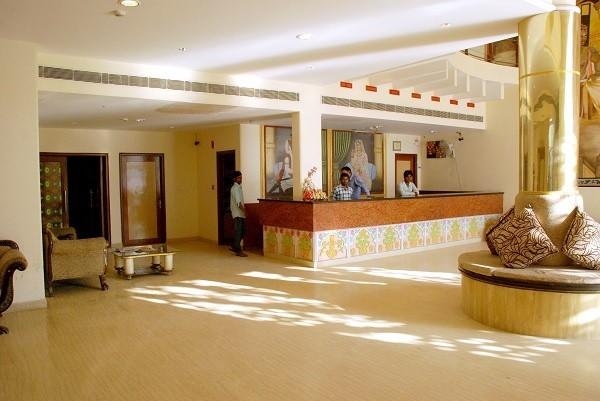 La Premier Spa And Resort Amer 外观 照片